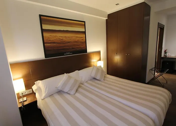 格鲁森旅馆 2* 圣塞瓦斯蒂安