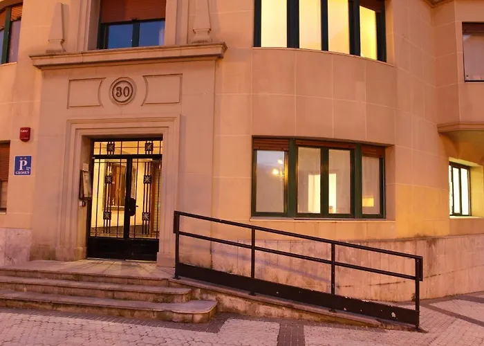 格鲁森旅馆 2* 圣塞瓦斯蒂安